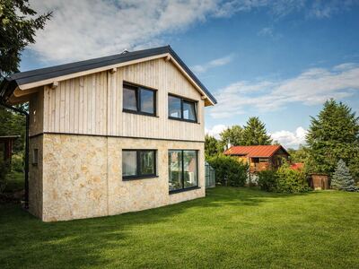 Novostavba rezidenční chaty se zahradou za cenu bytu –Netolice, 22 km od Českých Budějovic