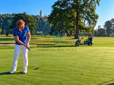 Golf_Hluboká.jpg