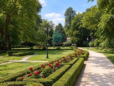 Zámecky_park_hluboká.jpg